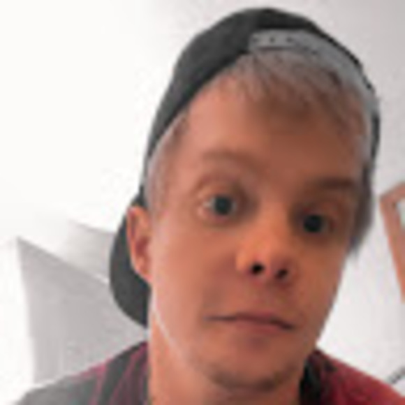 Meet your Posher, Bradley - Picture 1 of 1